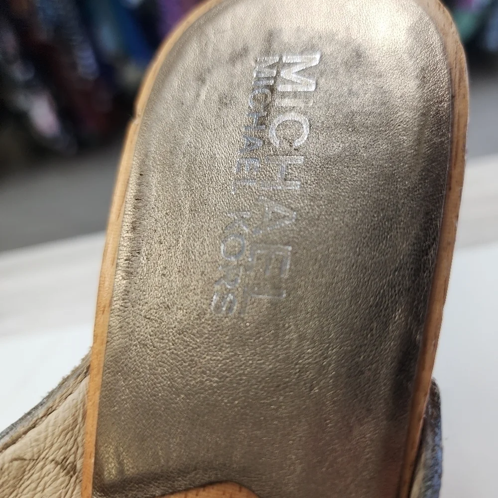 MICHAEL Michael Kors Gold Wood Strappy Slide Mules Heel Sandals Size 8M Brazil